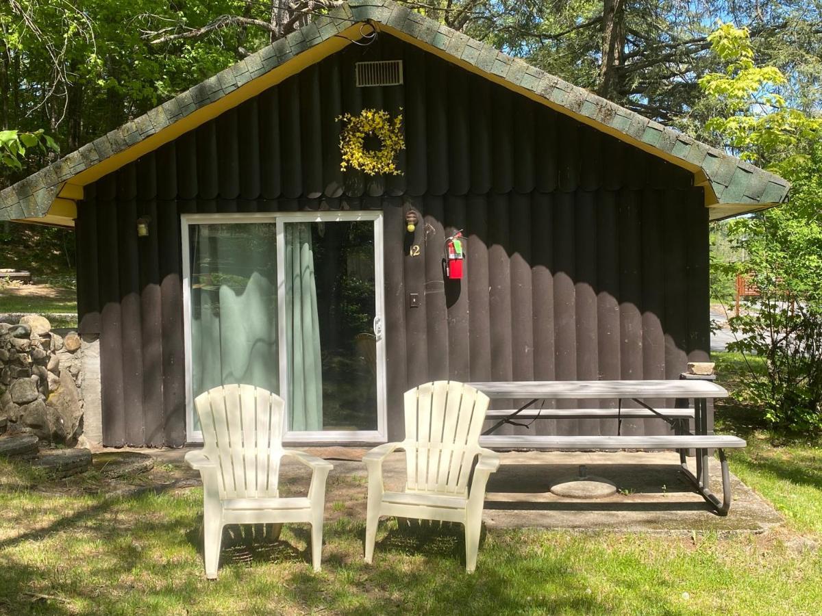 Amber Lantern Two-Bedroom Cottage Lake George Exterior foto